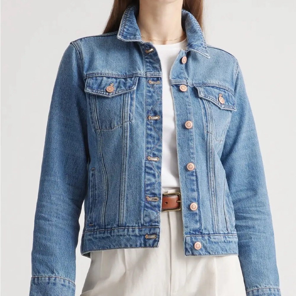 Oversized Denim Jacket with Washwell - Picture 2 of 10